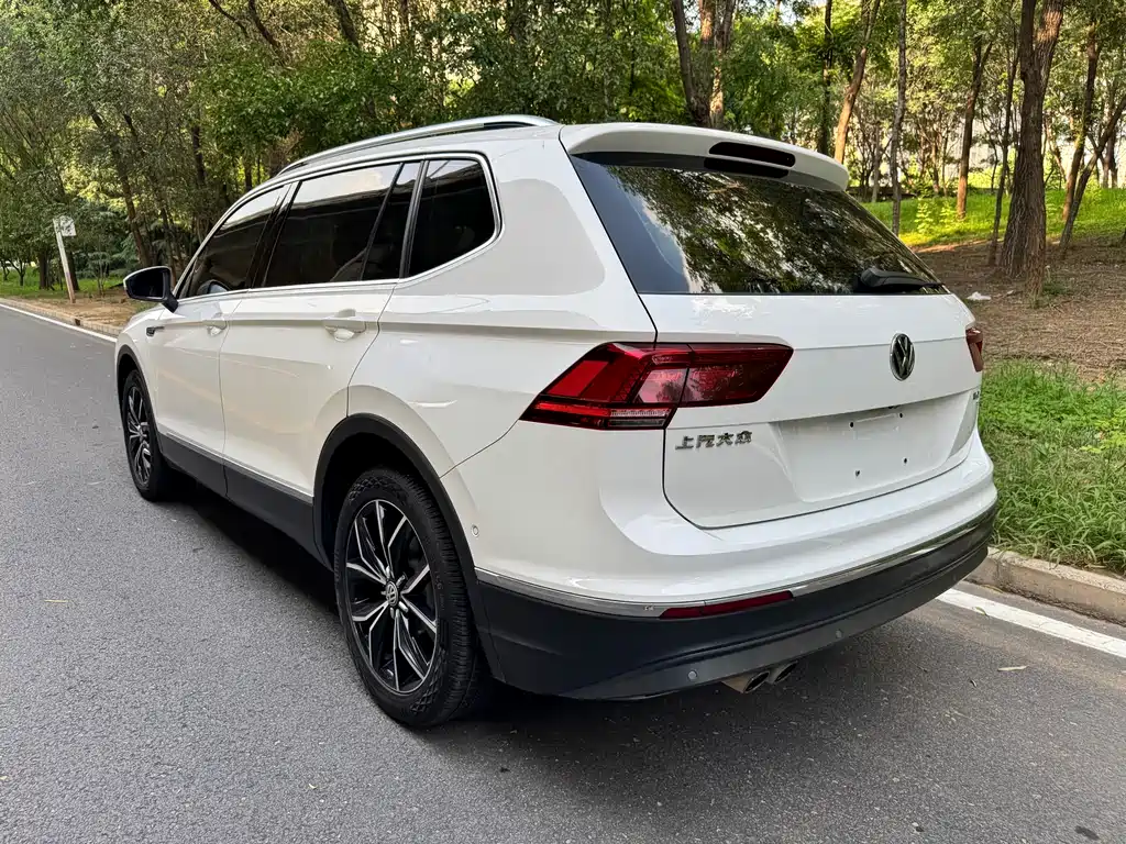 Volkswagen Tiguan L 2018 — фото 17