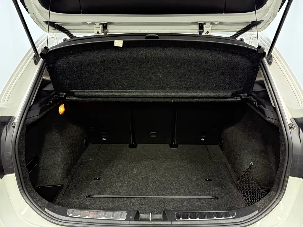 BMW X1 2015 — фото 15