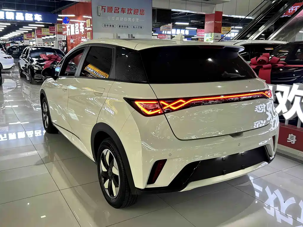 BYD Dolphin 2024 — фото 19