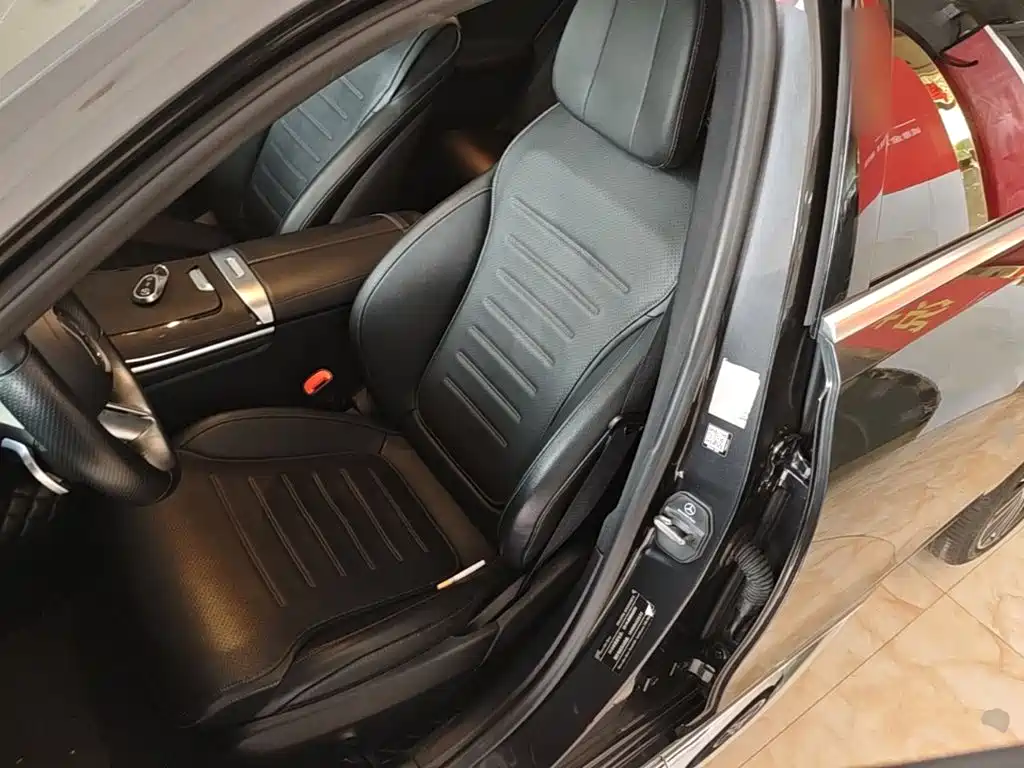 Mercedes-Benz C-Class 2022 — фото 15