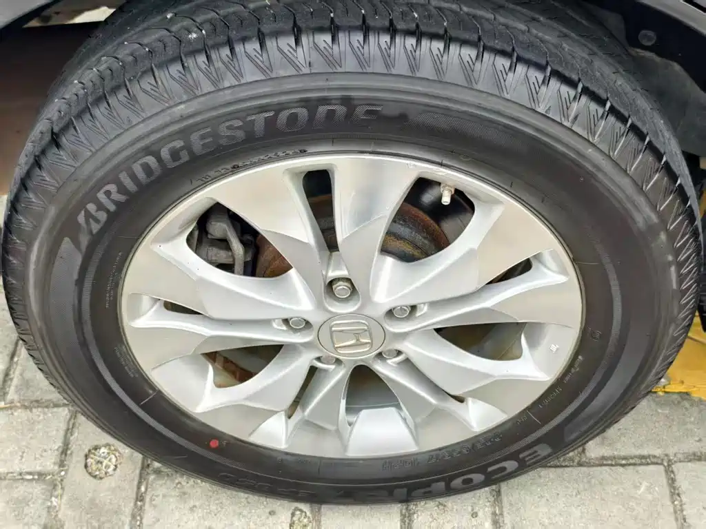 Honda CR-V 2015 — фото 16