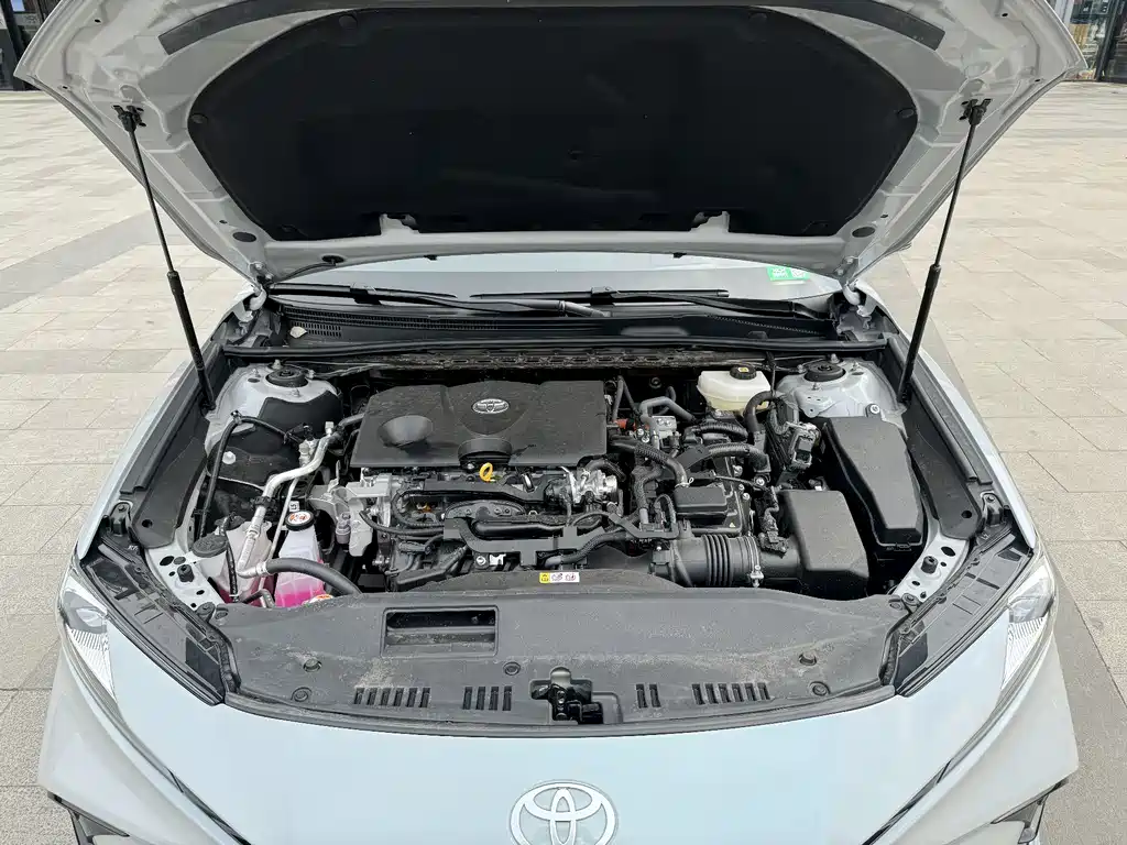 Toyota Camry 2024 — фото 12