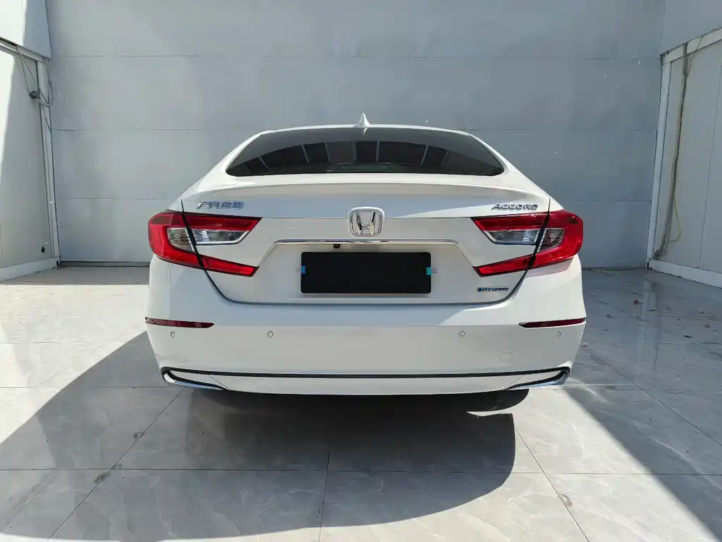 Honda Accord 2020 — фото 8
