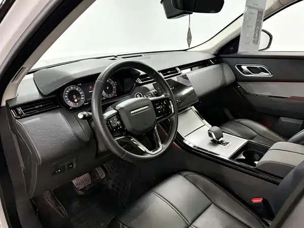 Land Rover Range Rover Velar 2024