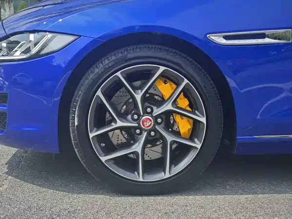 Jaguar XEL 2019