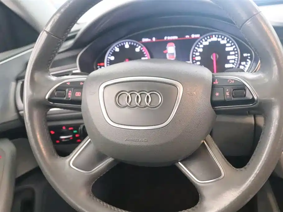 Audi A6L 2014