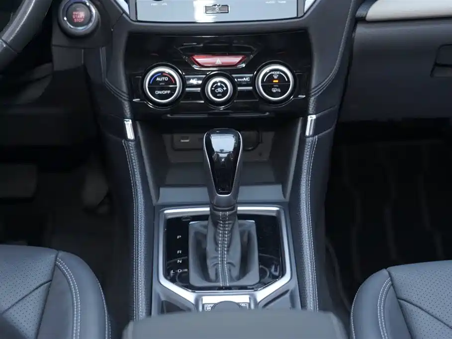 Subaru Forester 2024 — фото 18