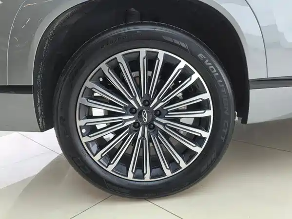 Chery Tiggo 9 C-DM 2024