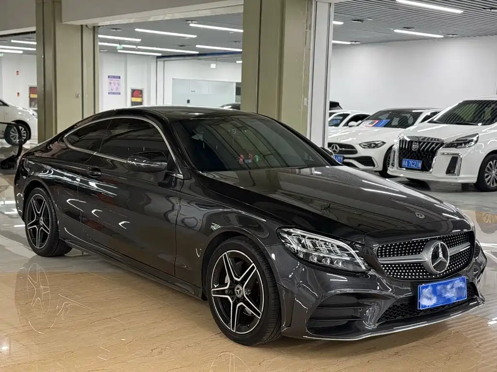 Mercedes-Benz C-Class 2020