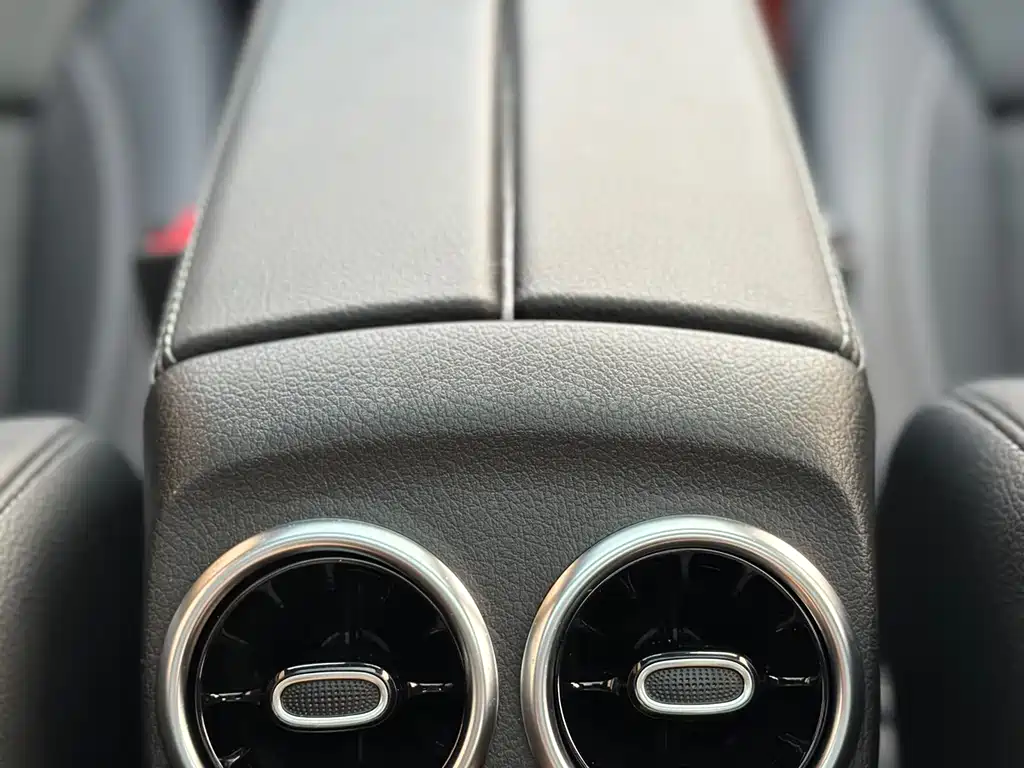 Mercedes-Benz A-Class 2021 — фото 15