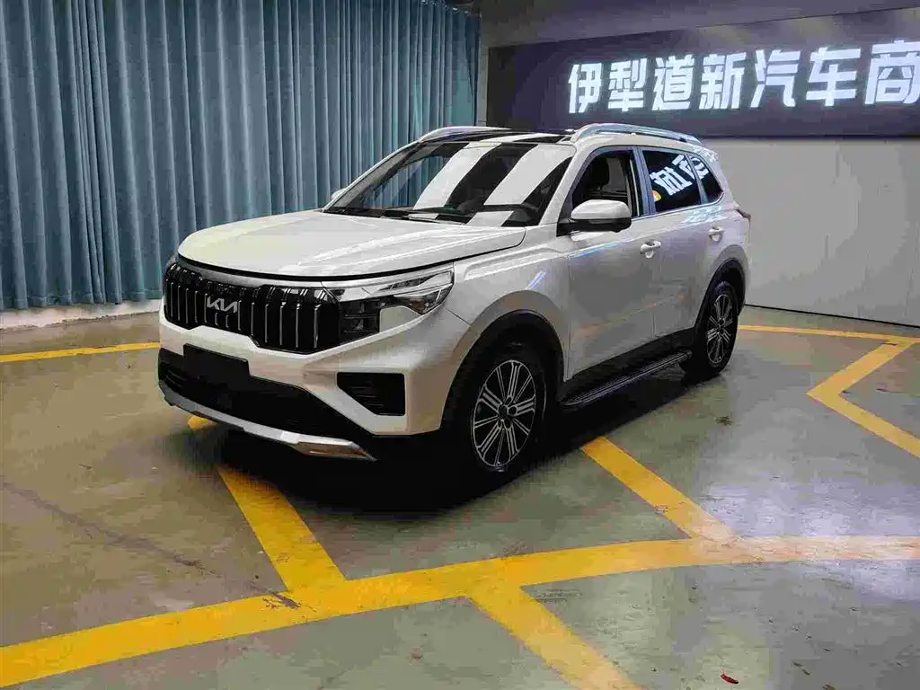 Kia Sportage 2023 — фото 1