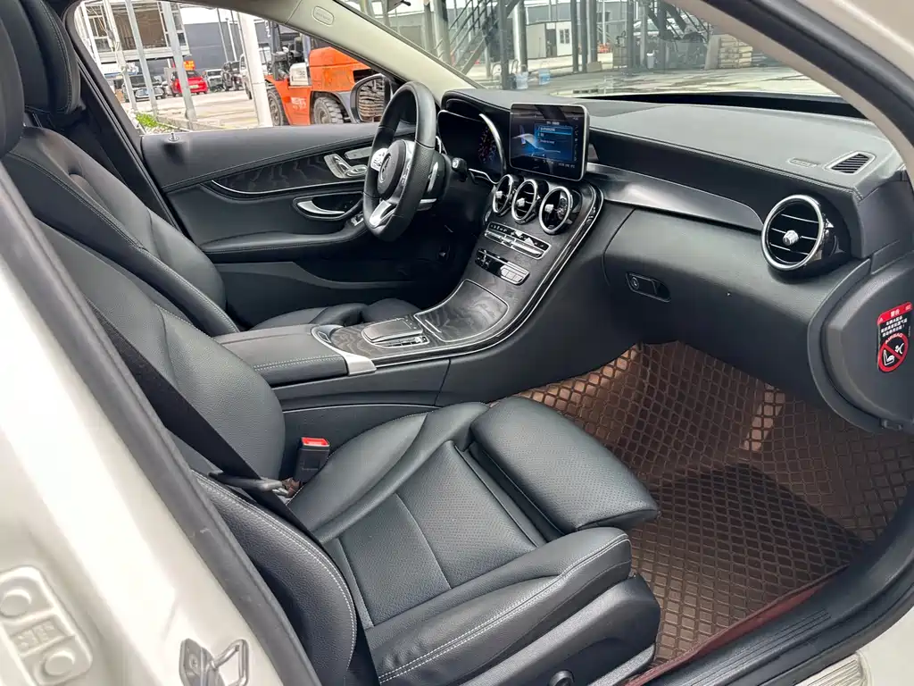 Mercedes-Benz C-Class 2020 — фото 6