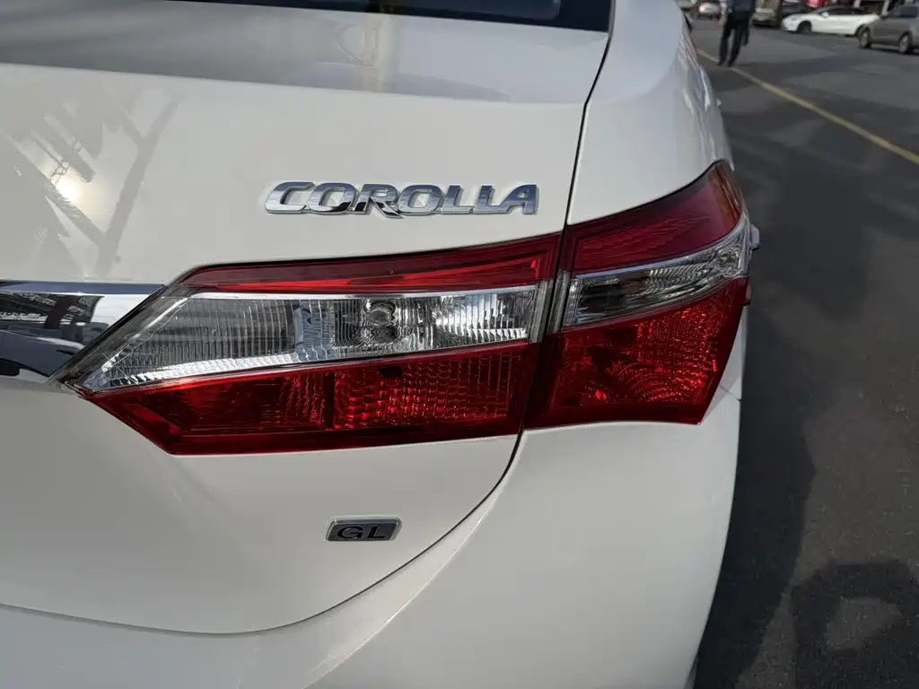 Toyota Corolla 2016 — фото 11