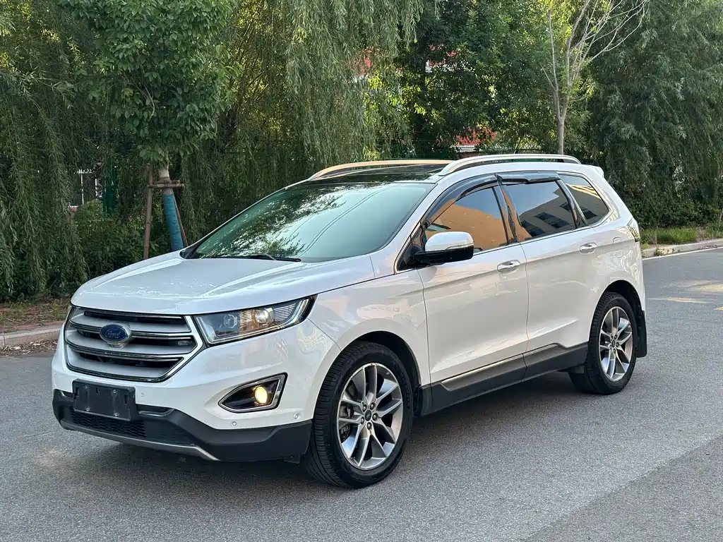Ford Edge 2017 — фото 1