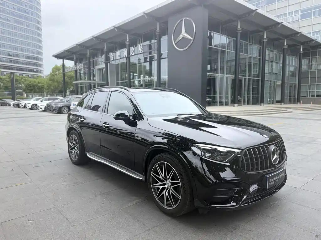 Mercedes-Benz GLC AMG 2025 — фото 3