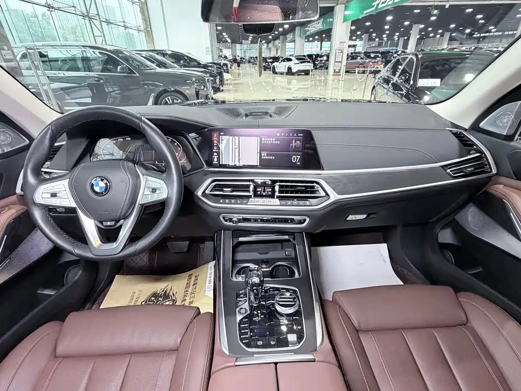 BMW X7 2020 — фото 16