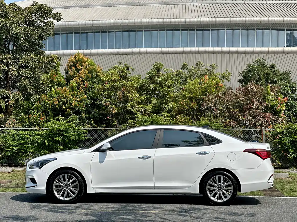 Hyundai Mistra 2018 — фото 5