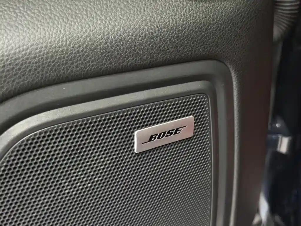 Porsche Macan 2021 — фото 10