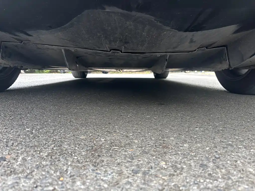 Tesla Model X 2018 — фото 13