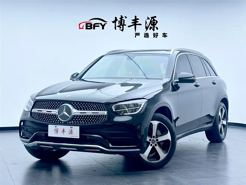 Mercedes-Benz GLC 2022 — фото 1