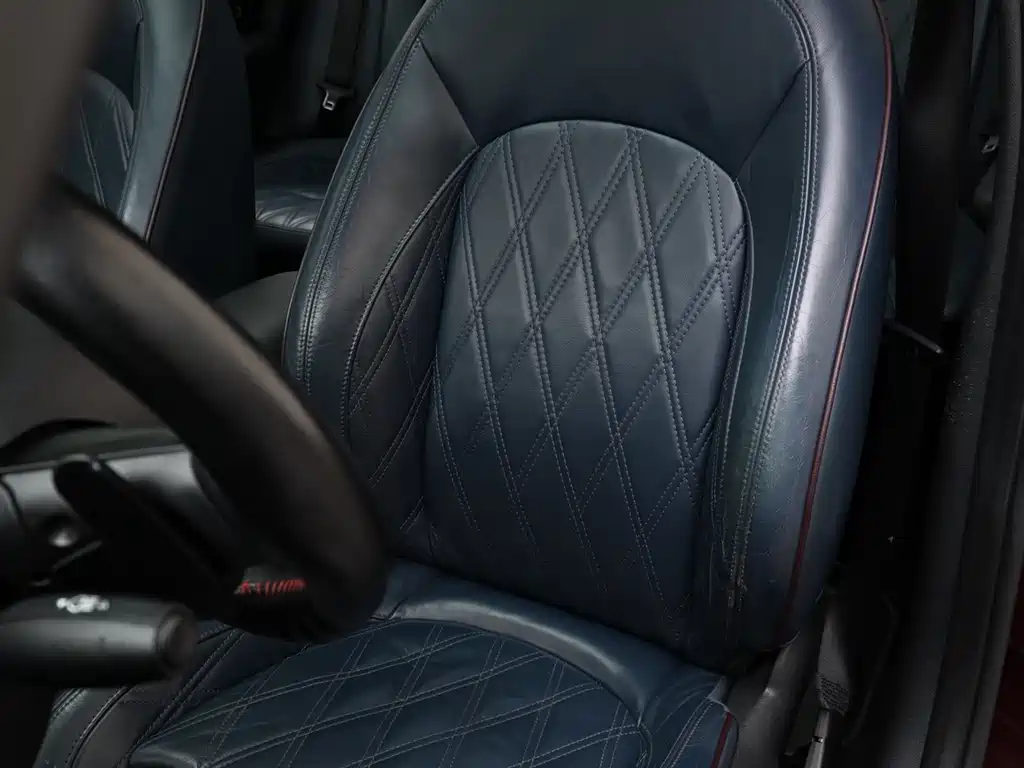 MINI Clubman 2016 — фото 18