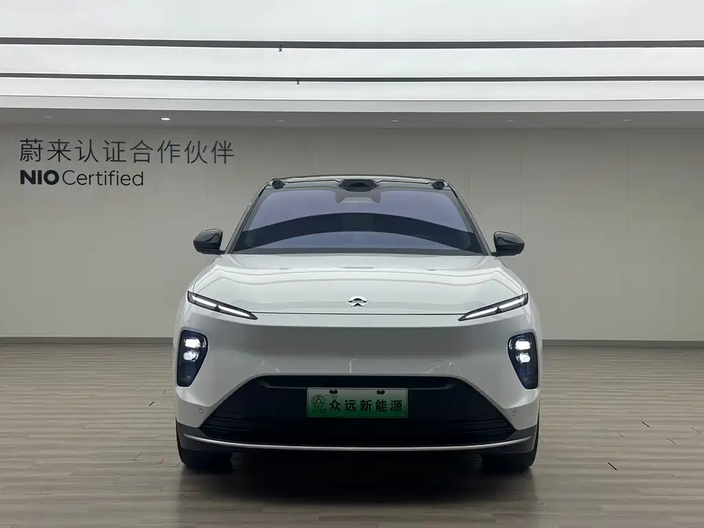 NIO ES8 2024