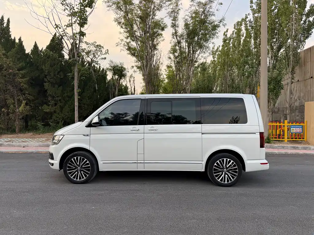 Volkswagen Multivan 2019 — фото 4