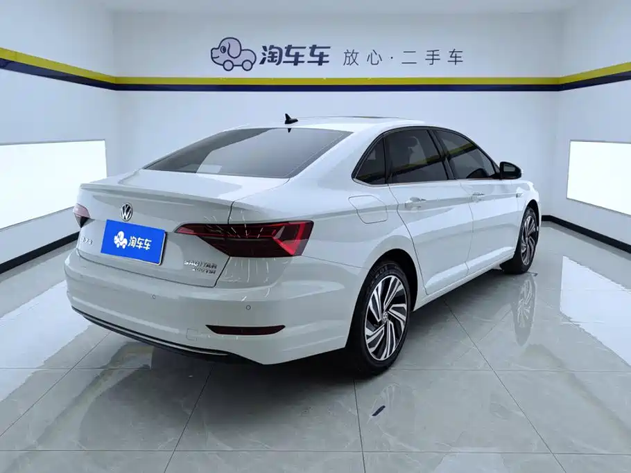 Volkswagen Sagitar 2022