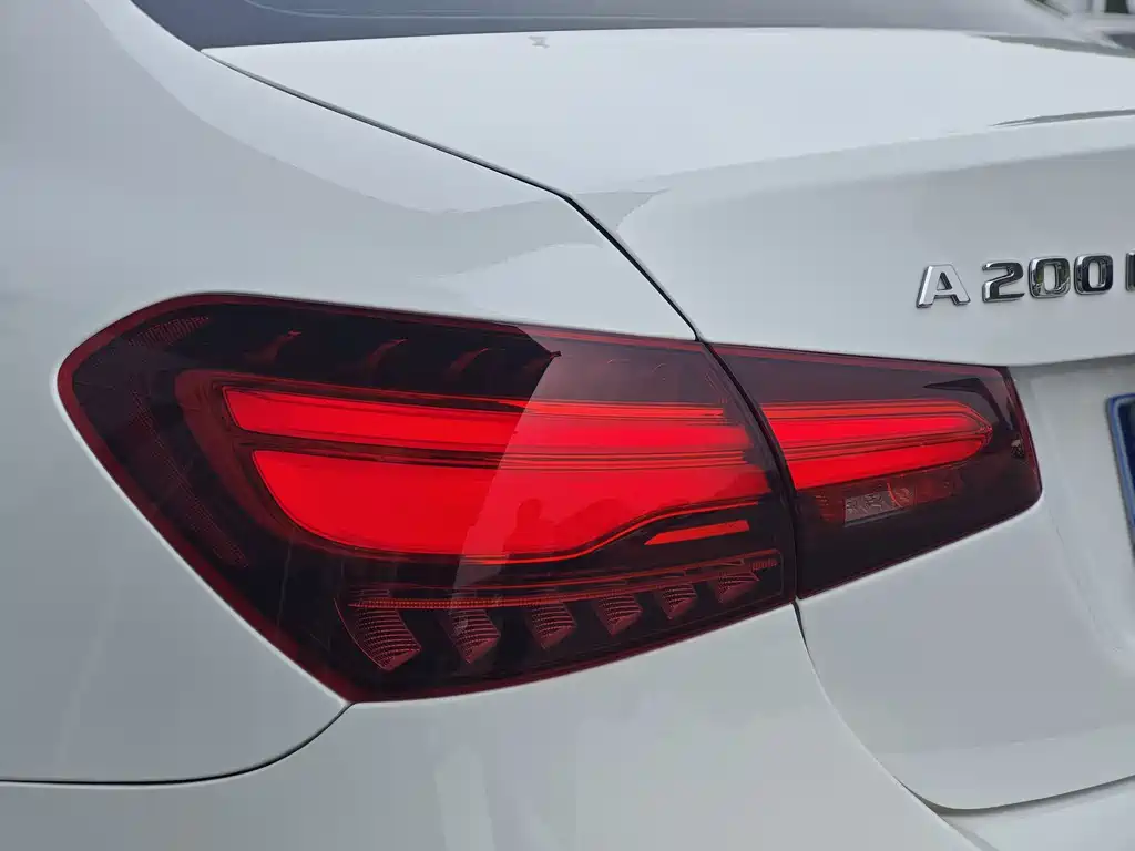 Mercedes-Benz A-Class 2025 — фото 10