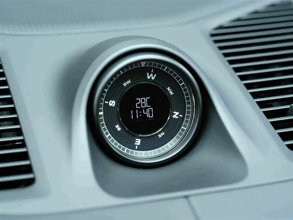 Porsche Cayenne 2024 — фото 18