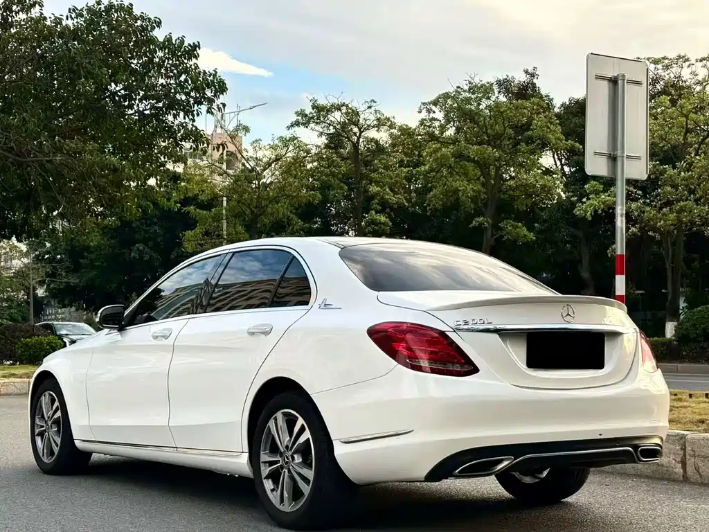 Mercedes-Benz C-Class 2015 — фото 8