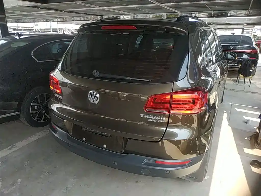 Volkswagen Tiguan 2016 — фото 7
