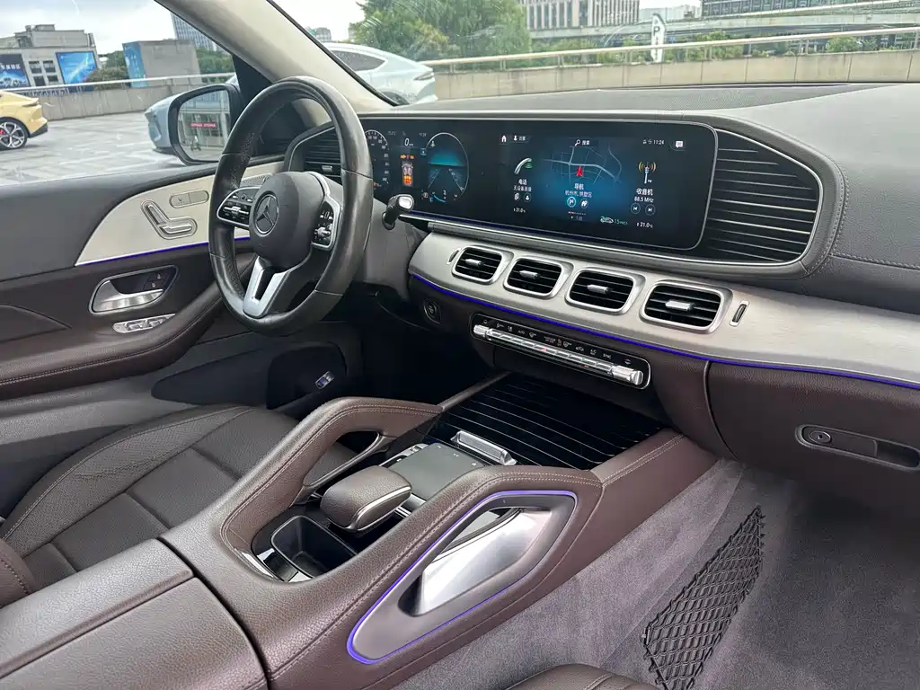 Mercedes-Benz GLE 2020 — фото 14