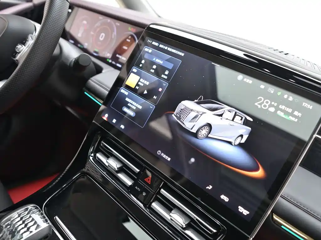 GAC Motor Trumpchi M8 2024 — фото 12