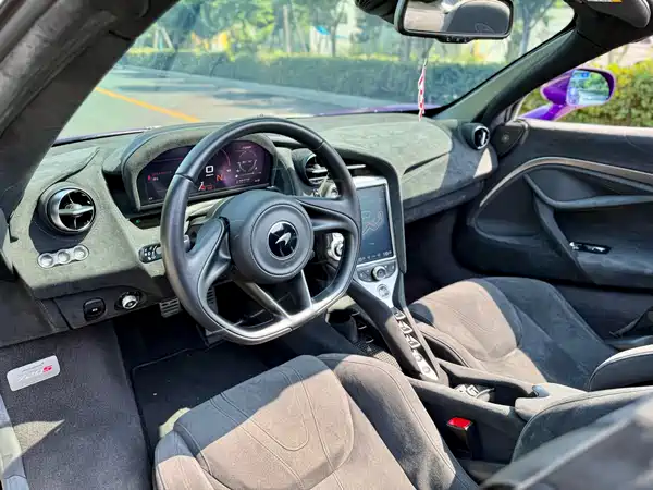 McLaren 720S 2020