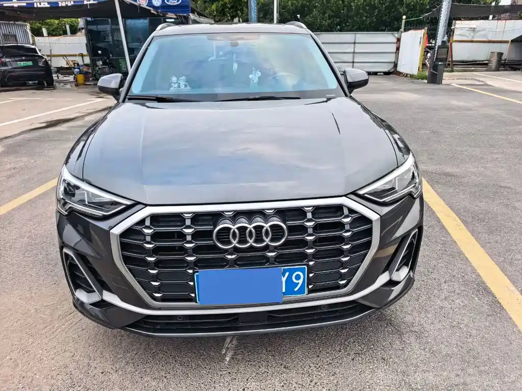 Audi Q3 2022