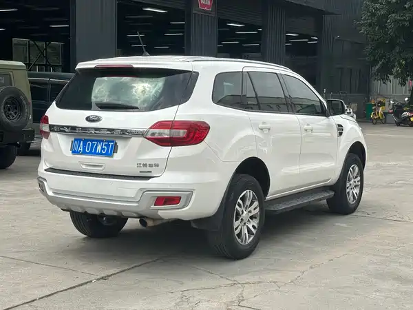Ford Everest 2018