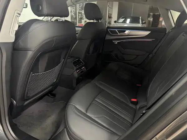 Audi A7 2025