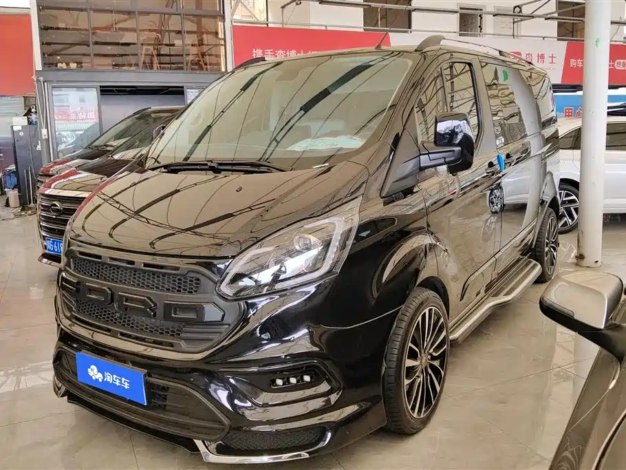 Ford Tourneo 2023