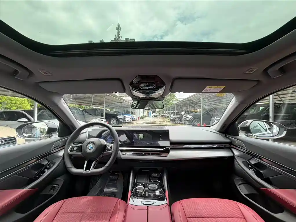 BMW 5 Series 2026