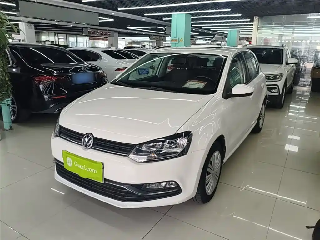 Volkswagen Polo 2017 — фото 1
