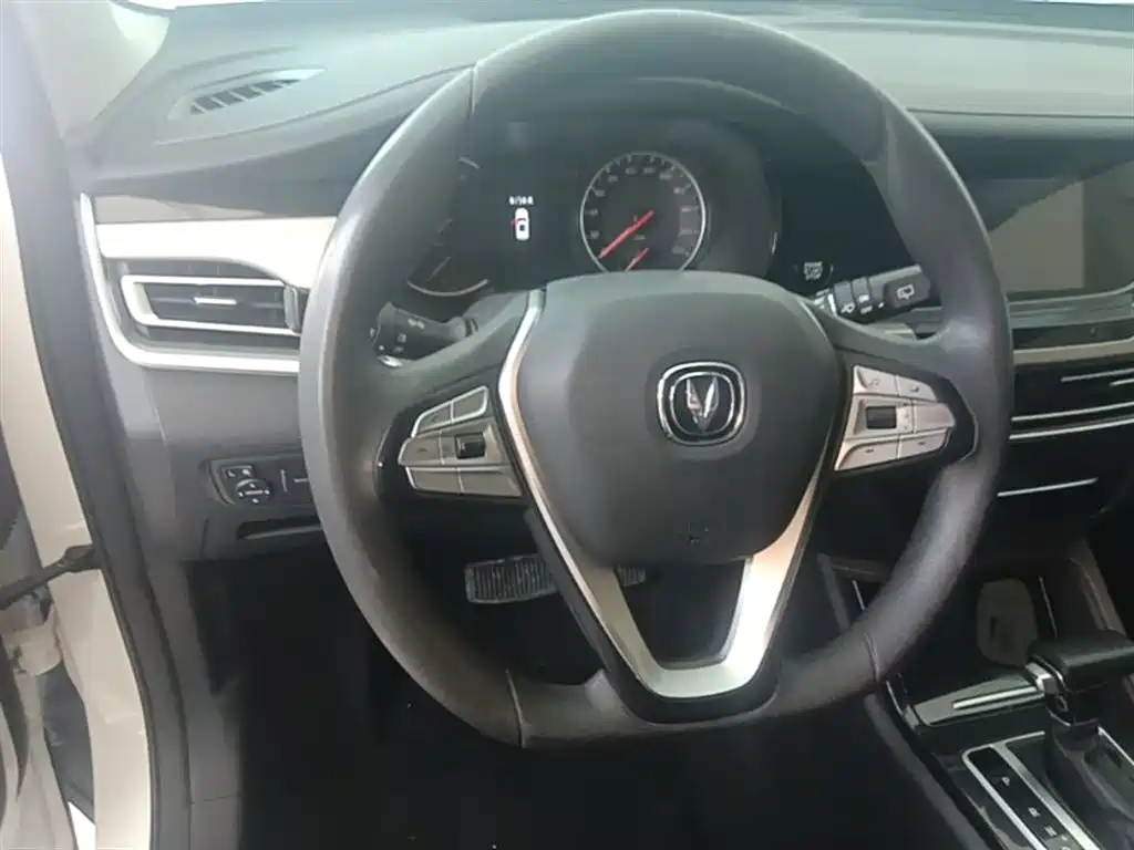 Changan CS35PLUS 2020 — фото 11