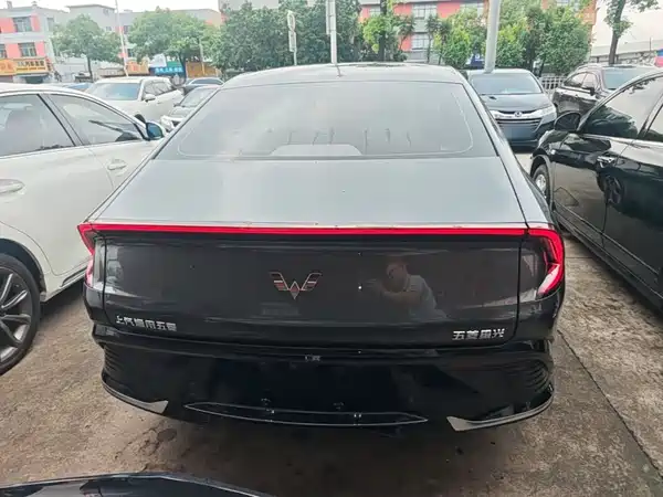 Wuling Starlight 2024