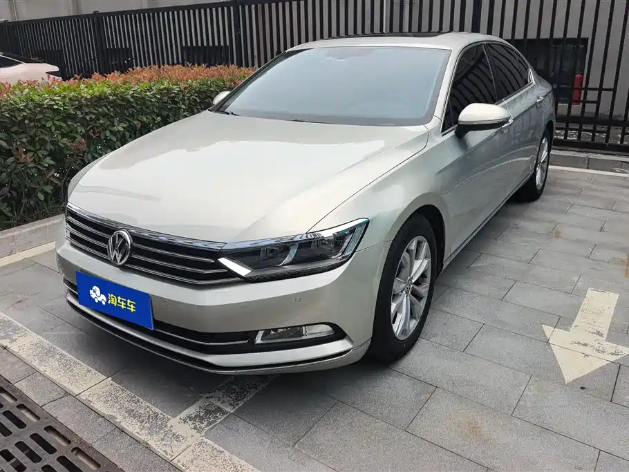 Volkswagen Magotan 2018 — фото 1