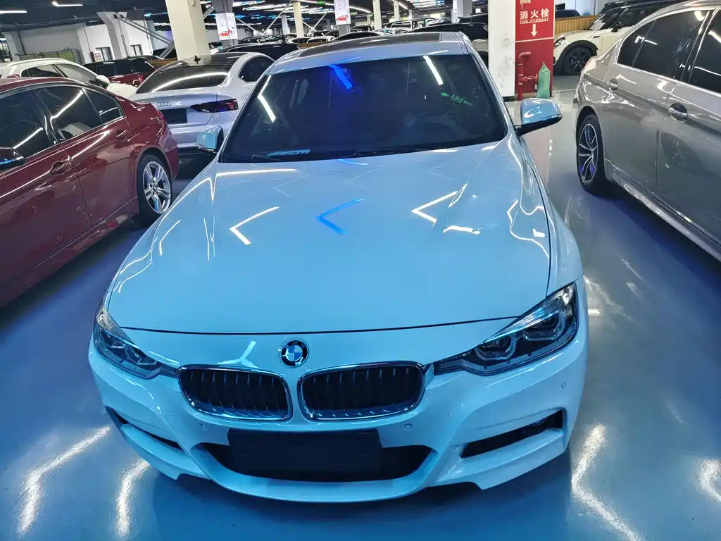 BMW 3 Series 2019 — фото 2
