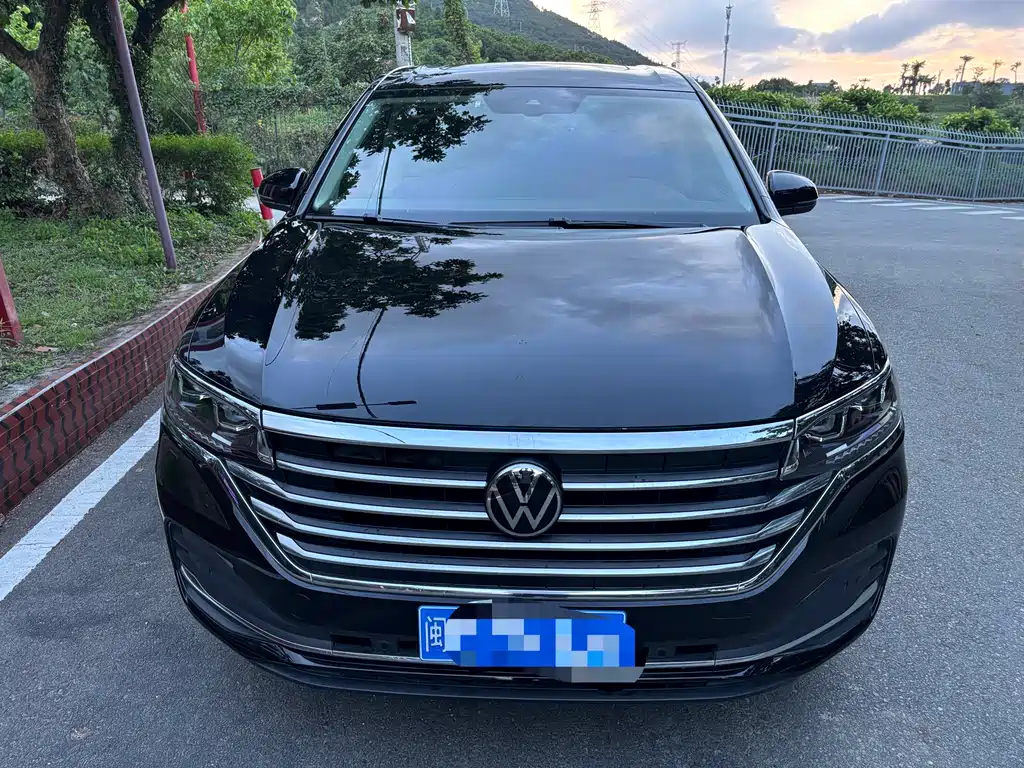 Volkswagen Viloran 2022