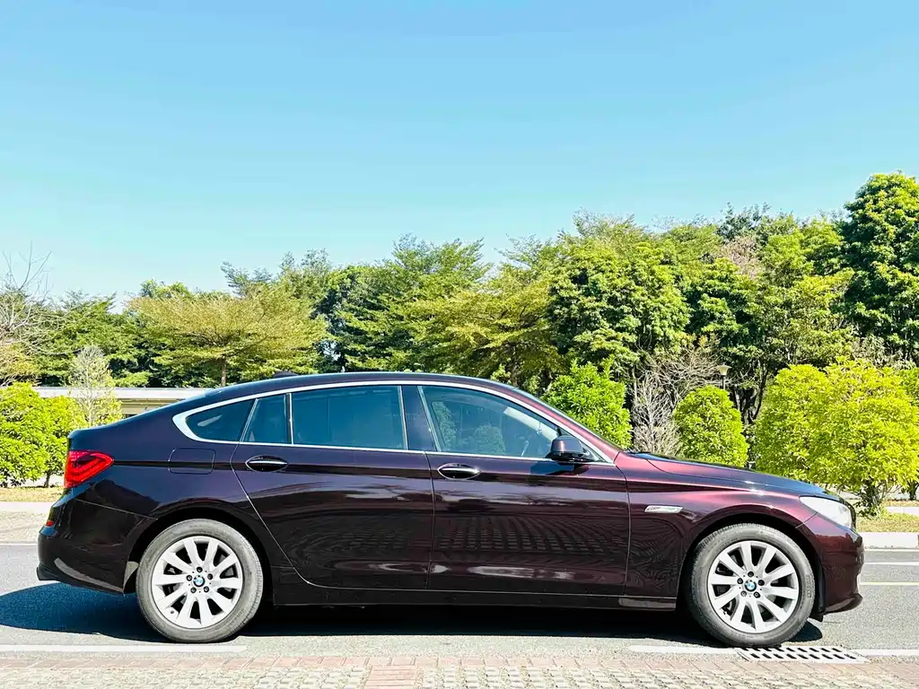 BMW 5 Series GT 2013 — фото 4