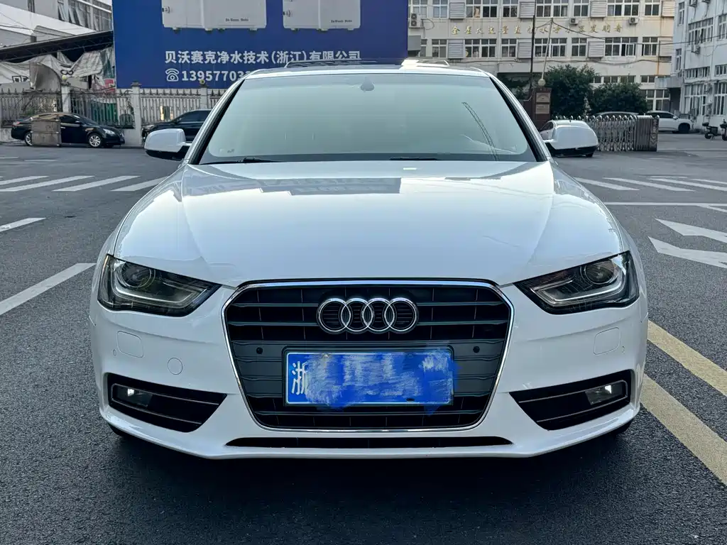 Audi A4L 2014 — фото 17