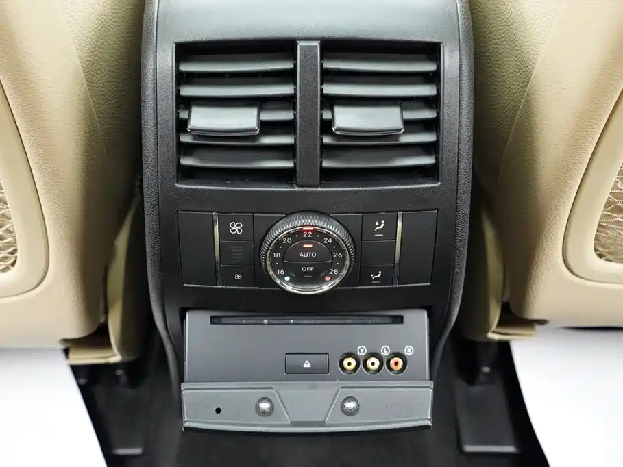 Mercedes-Benz M-Class 2012 — фото 21
