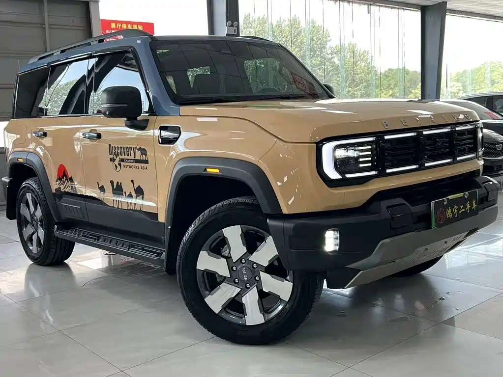 BAIC BJ40 Extended Range 2025 — фото 3